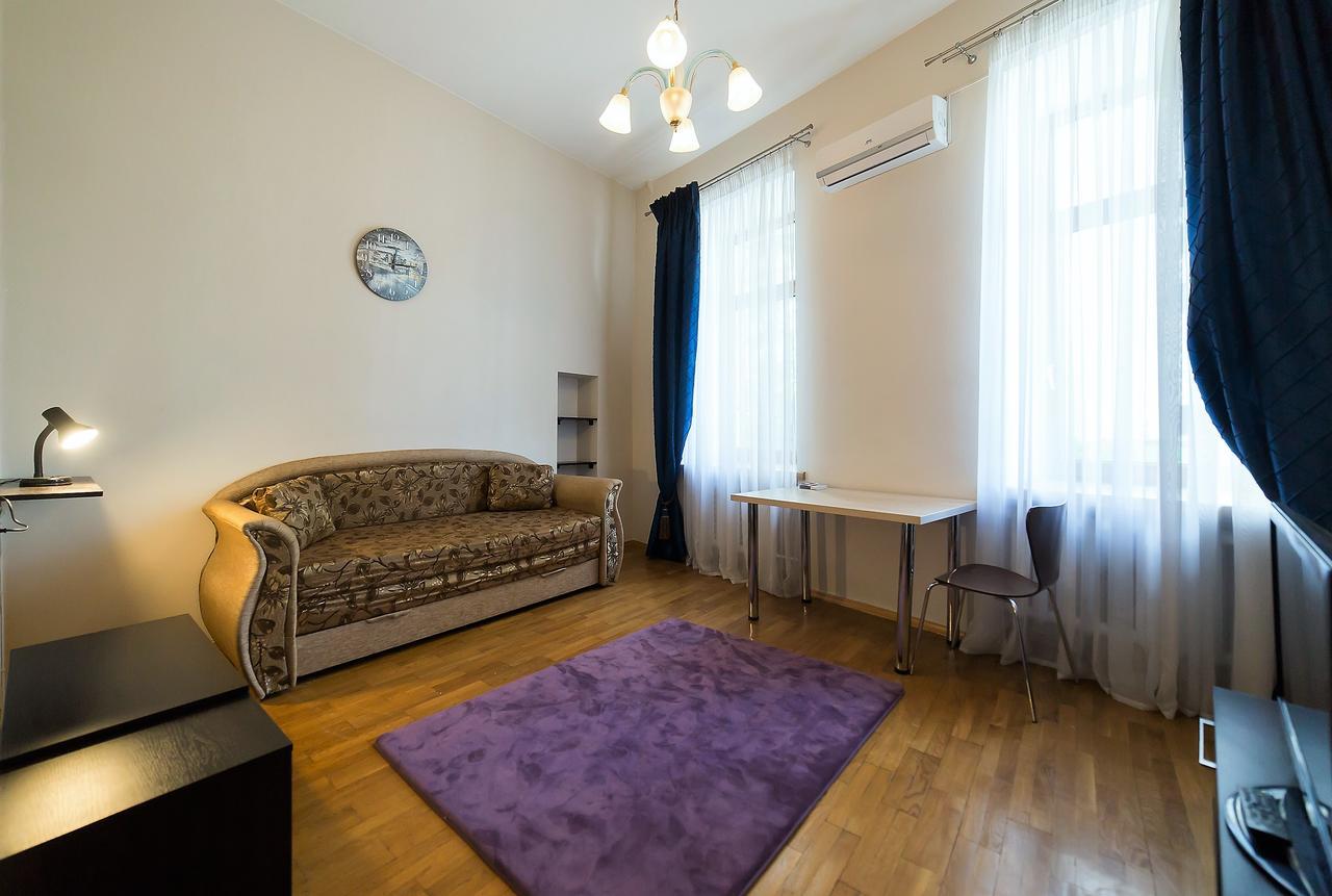 Cozy Apartment In Centre Of Kiev エクステリア 写真
